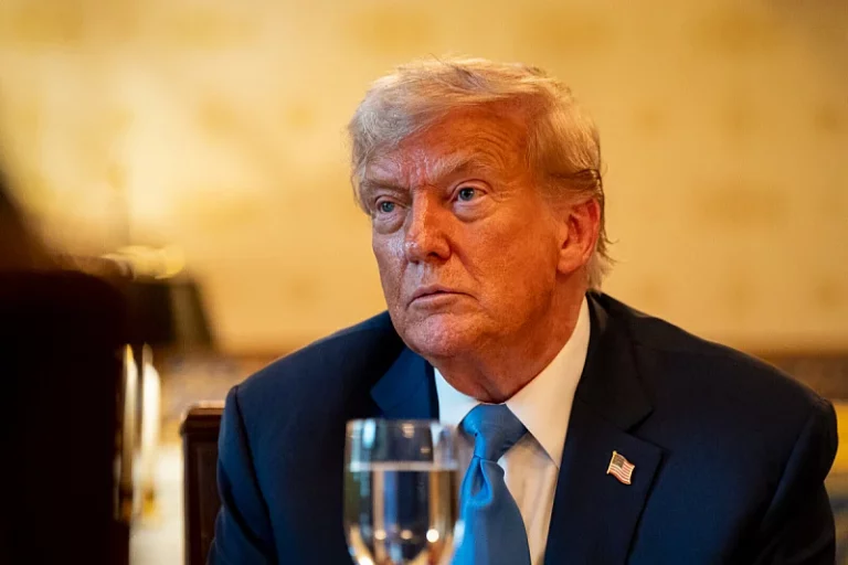 Trump pozvao Evropu da ne kupuje naftu od Rusije