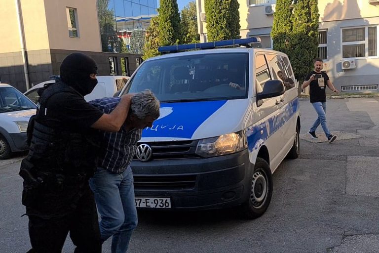 Osumnjičeni za dvostruko ubistvo u Bosanskom Šamcu predat u nadležnost tužilaštva