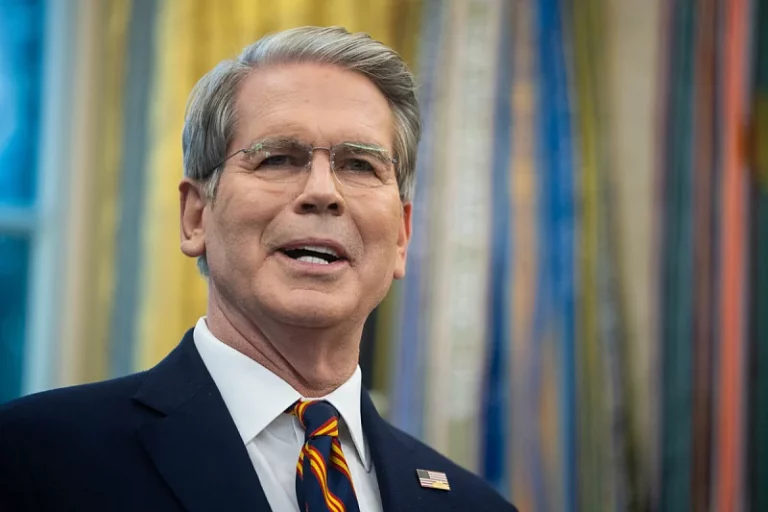 Amerikanci spremni s Evropljanima raditi na sankcijama koje će rusku ekonomiju baciti u “totalni kolaps”