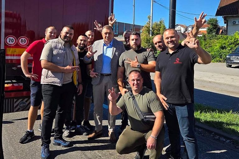 Dodik ponovo napao Fortu: Kroz institucije RS-a i BiH ćemo učiniti sve da prijevoznici dobiju šta im pripada