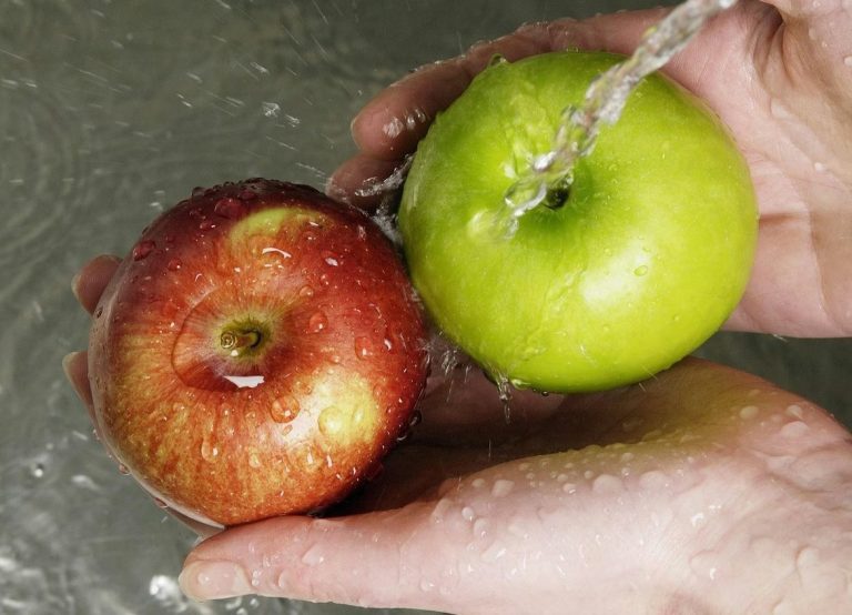 Šta se dešava s vašim tijelom ako pojedete jednu jabuku svaki dan