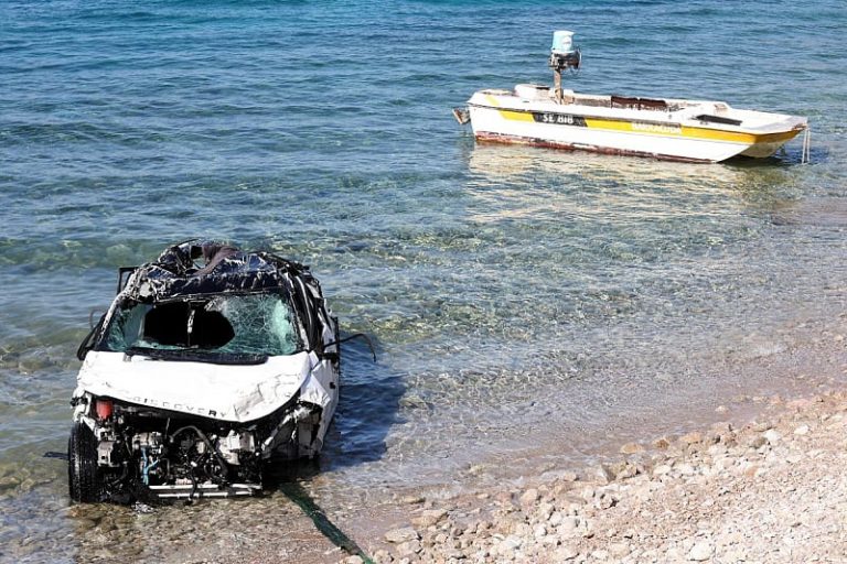 Izvučen automobil iz mora u Hrvatskoj: Četiri osobe koje su poginule kod Senja su državljani Malte