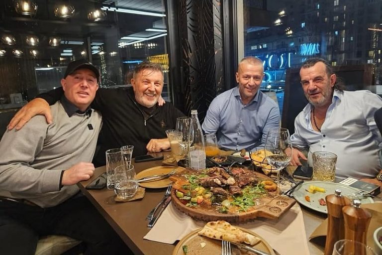 Procurila fotografija Ace Lukasa s Naserom Orićem, Dodik poručio da je izgubio kredibilitet za nastupanje u RS-u