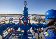 Hoće li Trump uvesti carine od 500 posto na rusku naftu i gas?